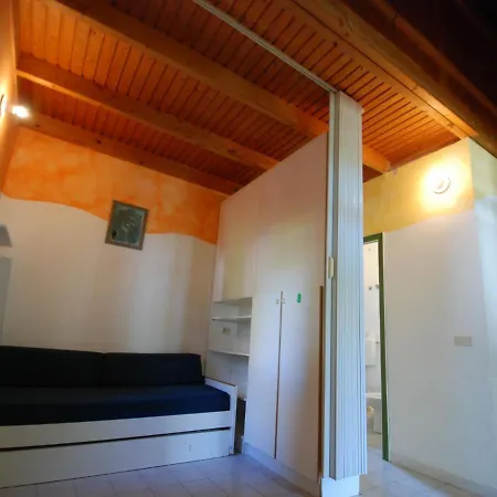 Holiday home Locazione Turistica Borsetti.16 *